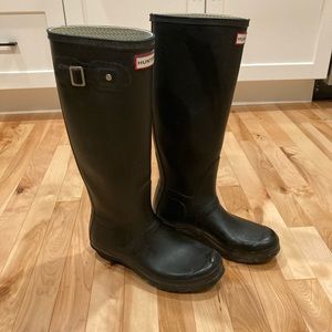 Hunter rubber boots